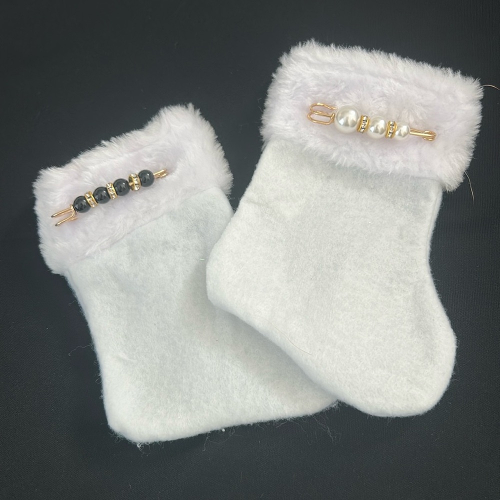 Beaded Safety Pins